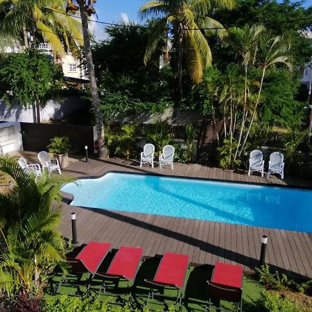 Les Cerisiers - Beach Apartment With Pool, Few Steps To The Beach Flic en Flac Exterior foto
